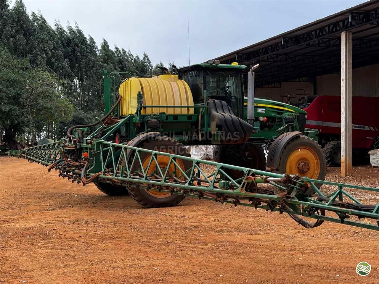 PULVERIZADOR JOHN DEERE JOHN DEERE 4730 Tração 4x4 Brasil Máquinas Agrícolas LUCAS DO RIO VERDE MATO GROSSO MT